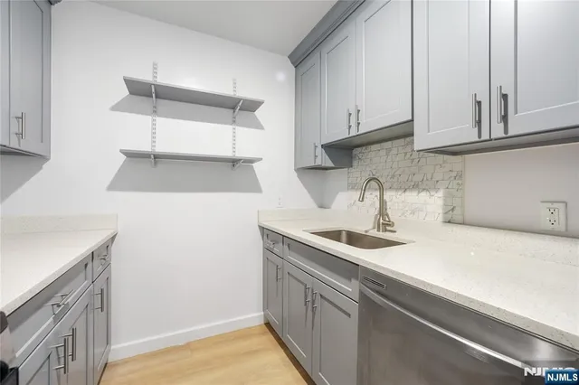 $2,650 | 253 Park Avenue, Unit 304, Rutherford, NJ 07070