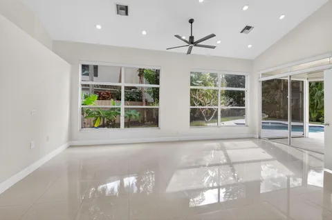 $495,000 | 6607 Northwest 25th Way, Boca Raton, FL 33496