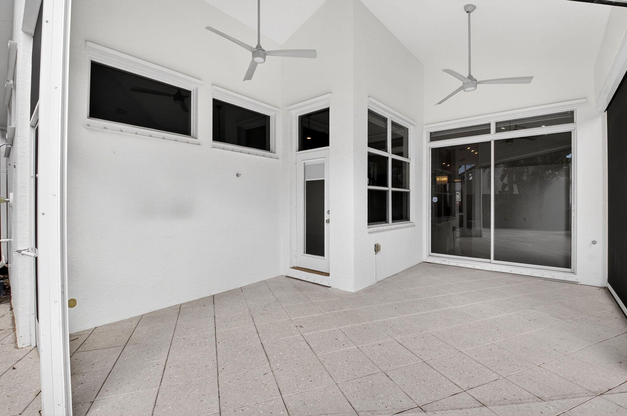 6607 Northwest 25th Way Boca Raton, FL 33496 - Photo 33 of 52 36-web-or-mls-DSC_2352