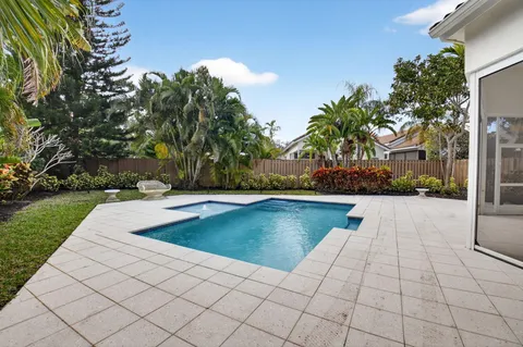 $495,000 | 6607 Northwest 25th Way, Boca Raton, FL 33496