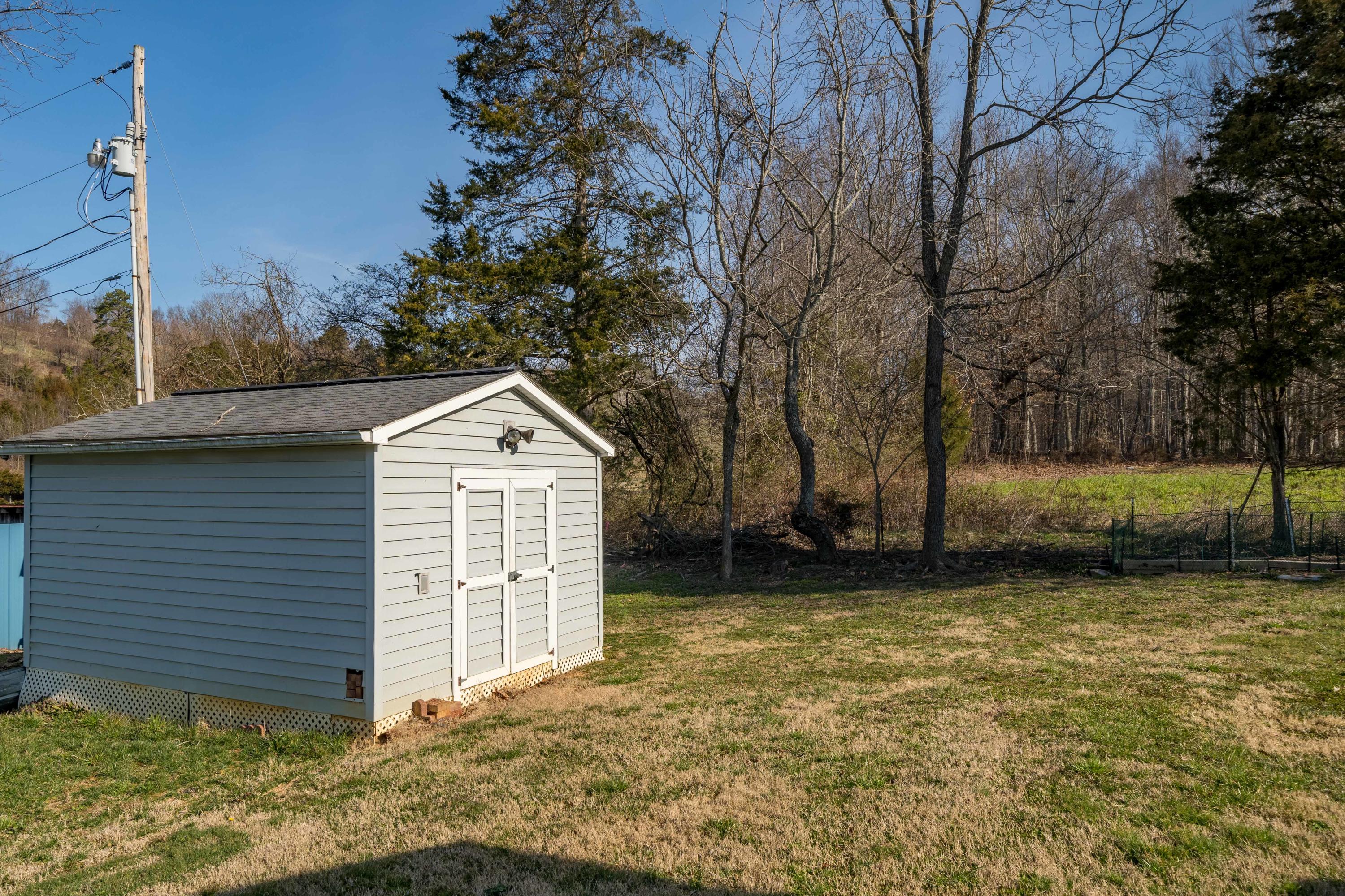 90 West Pines Road Afton, TN 37616 - Photo 48 of 67 90 West Pines (40 of 71)