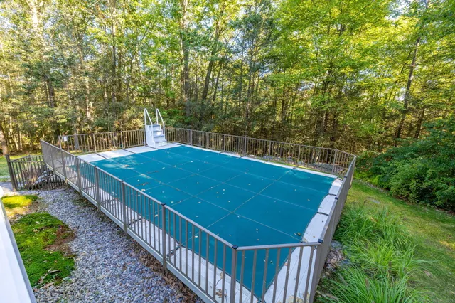 $725,000 | 25 Punch Brook Road, Burlington, CT 06013