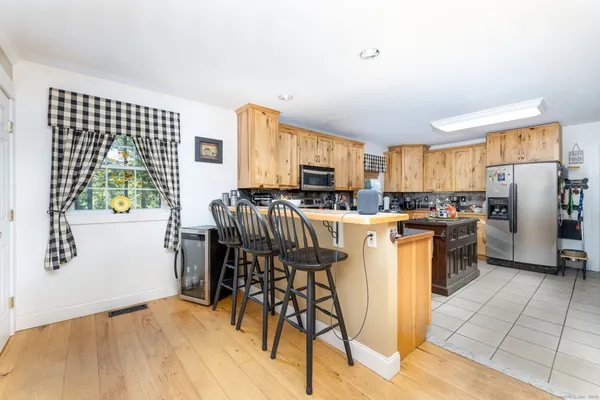 $699,000 | 25 Punch Brook Road, Burlington, CT 06013