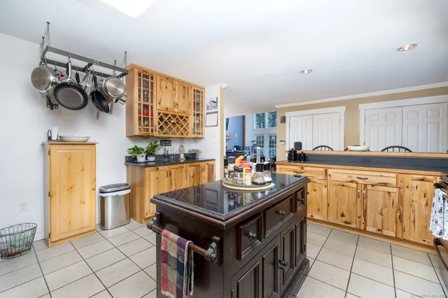 $725,000 | 25 Punch Brook Road, Burlington, CT 06013