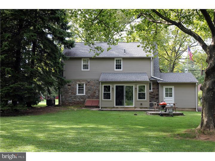 235 Oak Park Road Hatfield, PA 19440 - Photo 5 of 21 Gallery Image 5