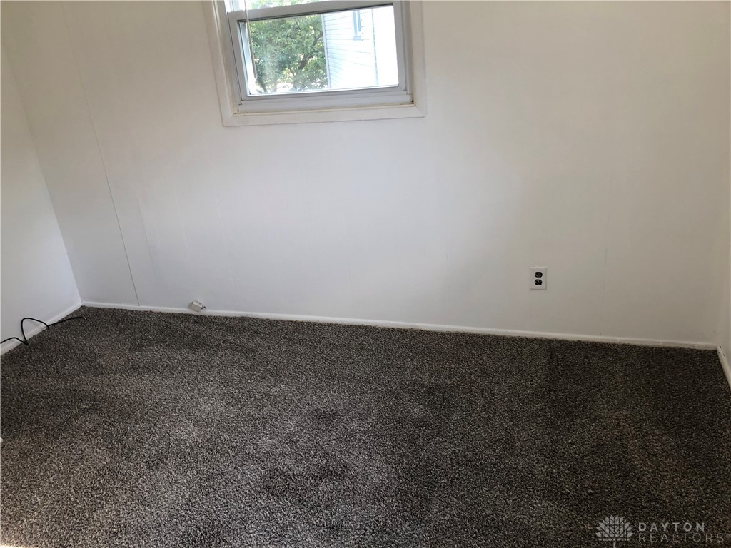 2717 Blackhawk Road Kettering, OH 45420 - Photo 12 of 12