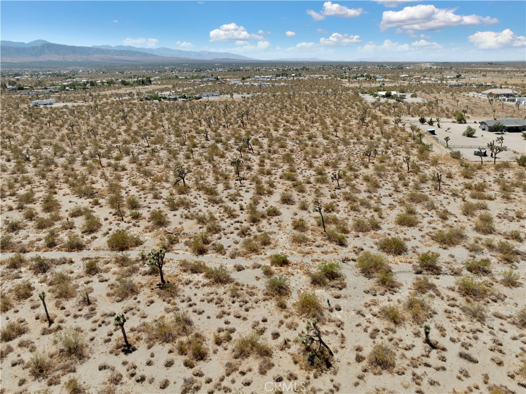 1 Wintergreen Road Pinon Hills, CA 92372 - Photo 13 of 14