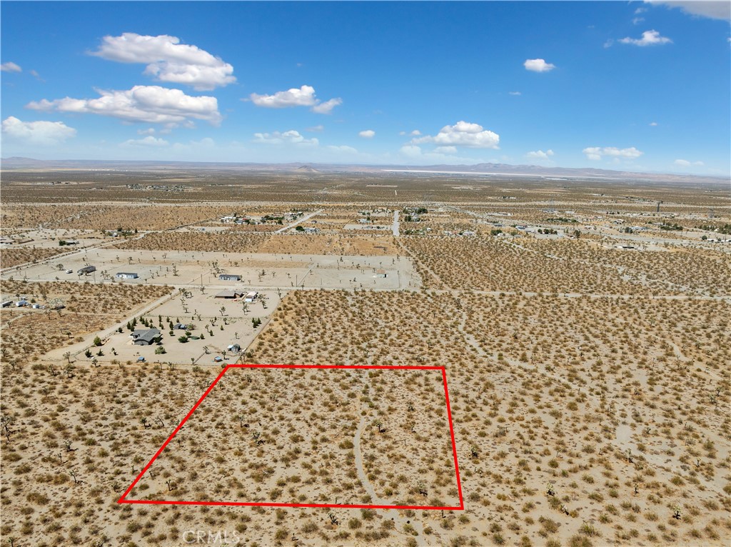 1 Wintergreen Road Pinon Hills, CA 92372 - Photo 6 of 14