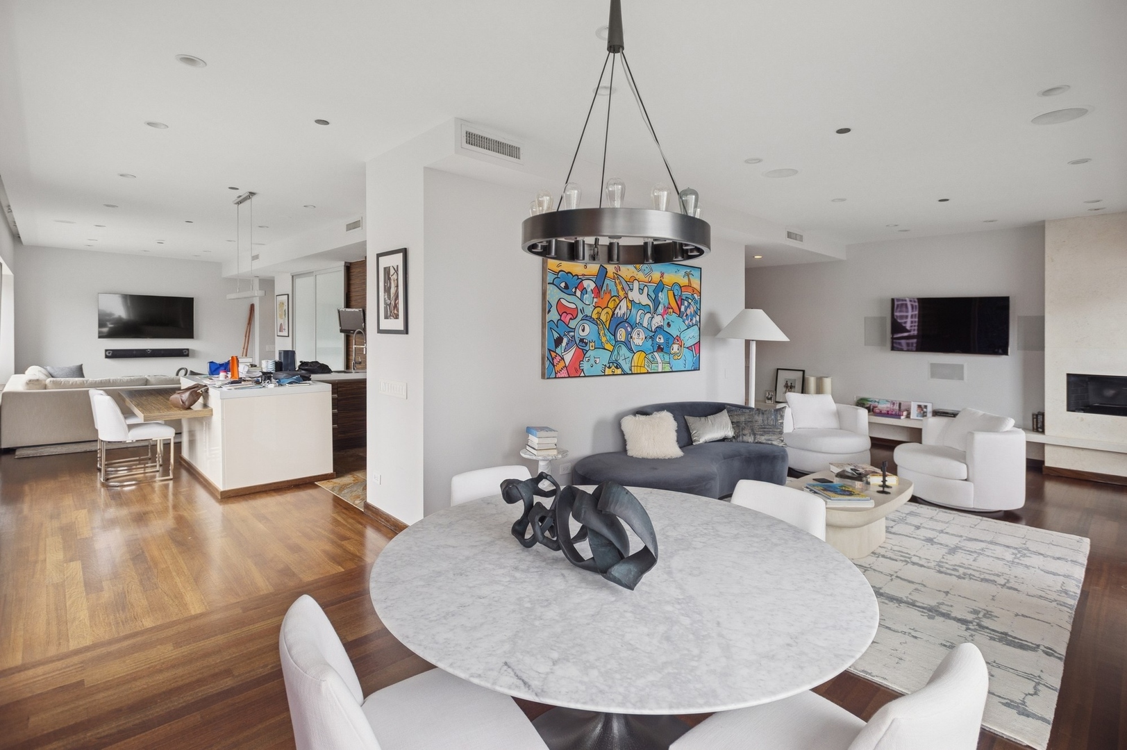 800 North Michigan Avenue, Unit 2502 Chicago, IL 60611 - Photo 11 of 34