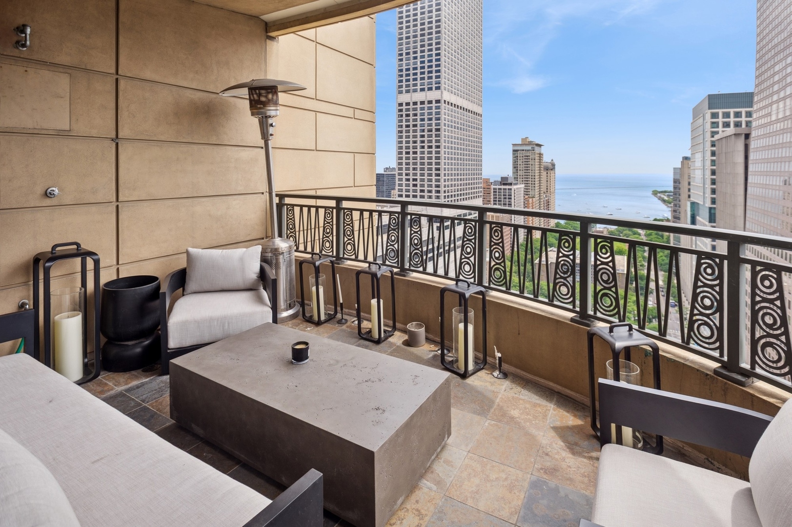 800 North Michigan Avenue, Unit 2502 Chicago, IL 60611 - Photo 8 of 34