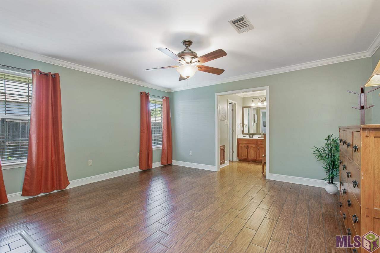 7464 Green Gate Drive Baton Rouge, LA 70811 - Photo 12 of 23 Gallery Image 12