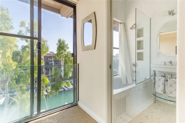 $850,000 | 5336 Marina Pacifica Drive North, Long Beach, CA 90803