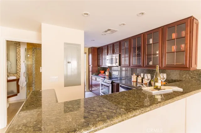 $850,000 | 5336 Marina Pacifica Drive North, Long Beach, CA 90803