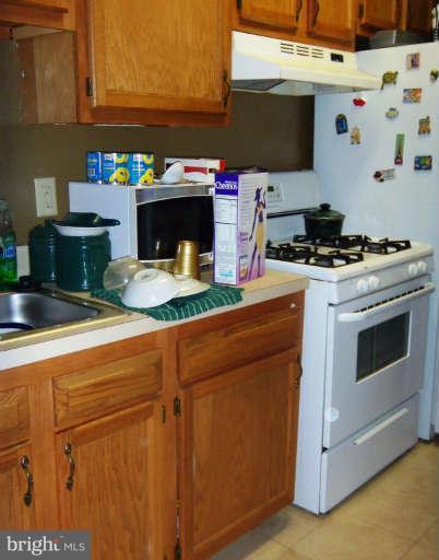 2020 Naylor Road Southeast Washington, DC 20020 - Photo 2 of 8 Kitchen