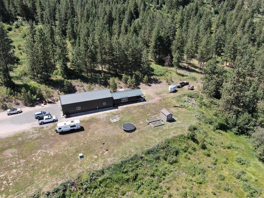 6779 Springdale Hunters Road Hunters, WA 99137 - Photo 2 of 40