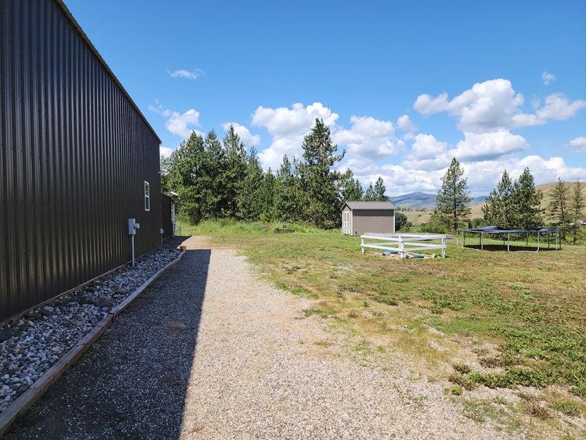 6779 Springdale Hunters Road Hunters, WA 99137 - Photo 28 of 40