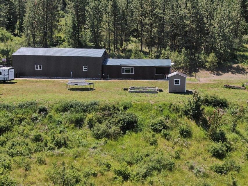 6779 Springdale Hunters Road Hunters, WA 99137 - Photo 6 of 40
