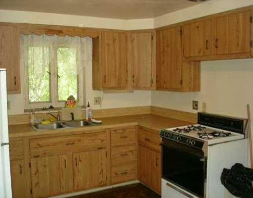 508 Fort Couch Road Upper St. Clair, PA 15241 - Photo 5 of 8 Kitchen.