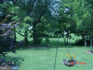 36 Country Road Perkasie, PA 18944 - Photo 3 of 6 Gallery Image 3