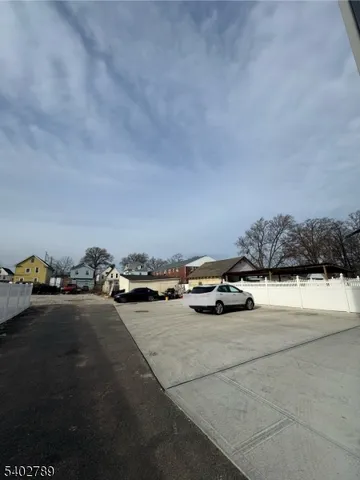 $3,400 | 528 Jefferson Avenue, Elizabeth, NJ 07201