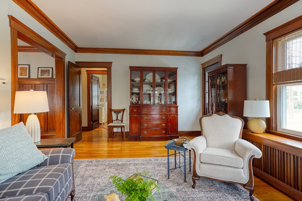 16 Sunnybank Road, Unit 2 Watertown, MA 02472 - Photo 8 of 33 Gallery Image 8