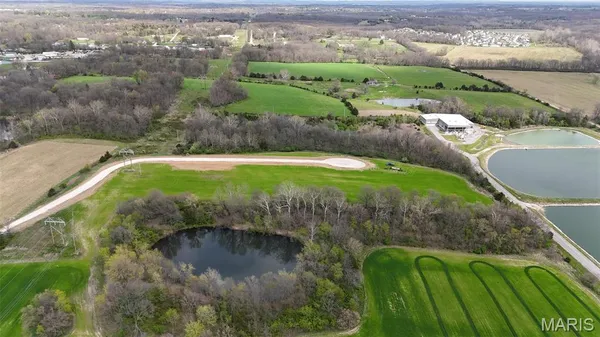$105,000 | 216 Red Mare Road, Winfield, MO 63389