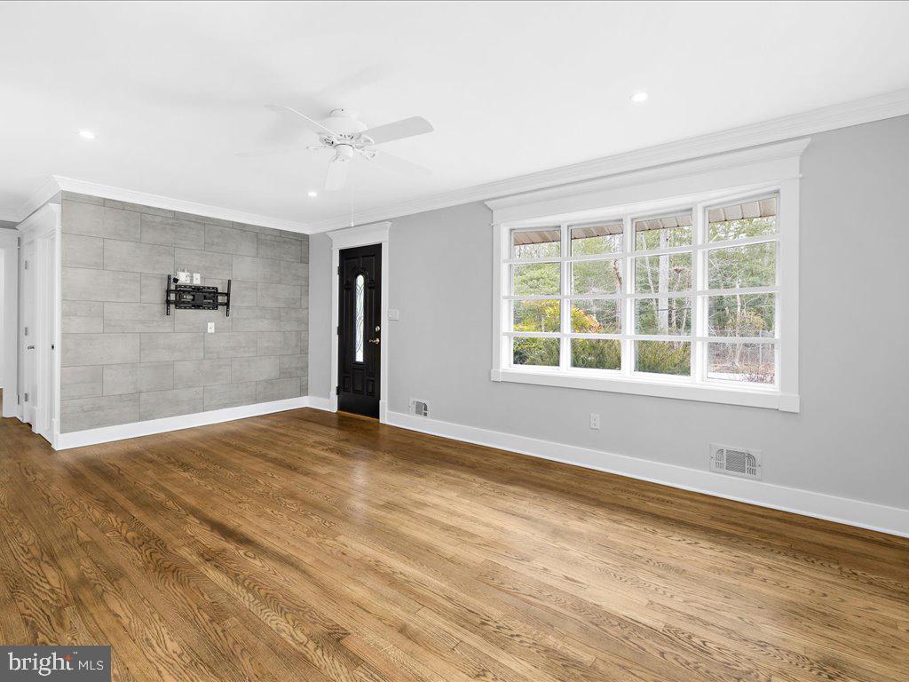 1858 Potomac Road Pasadena, MD 21122 - Photo 11 of 55 Gallery Image 11
