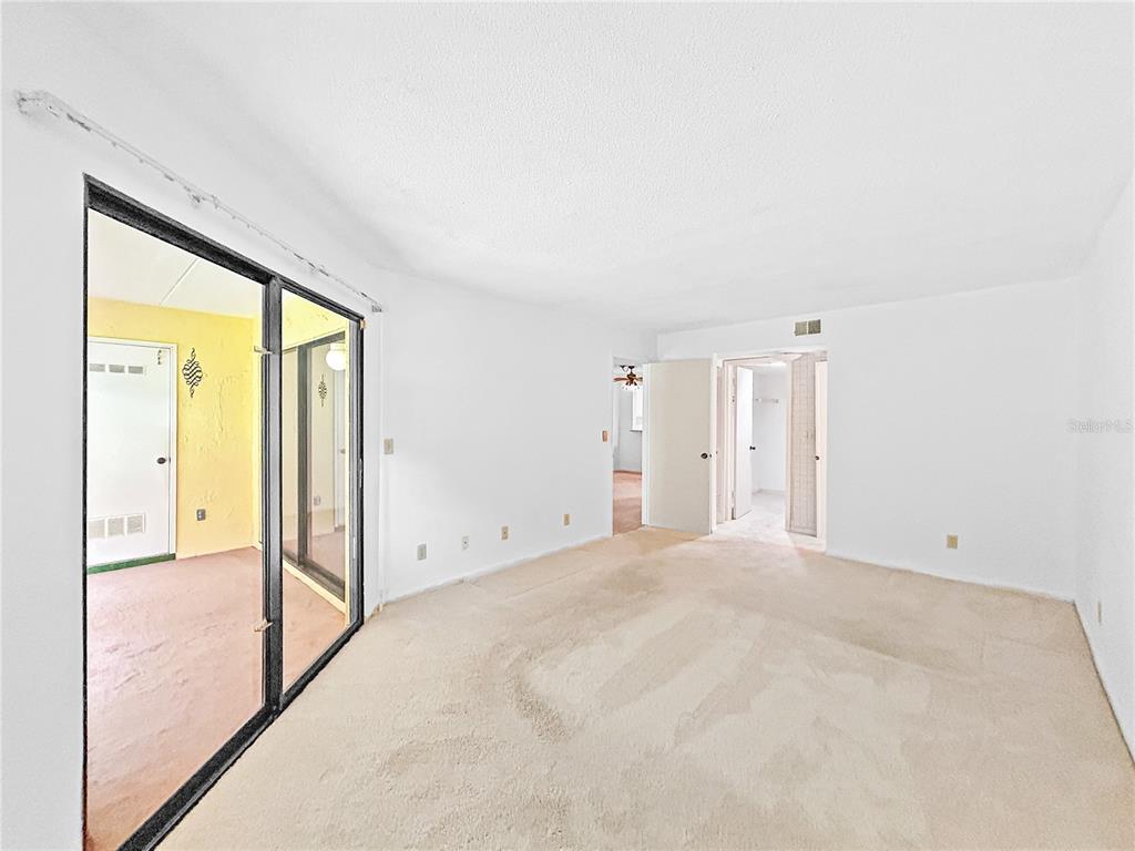 11485 Oakhurst Road, Unit A102 Largo, FL 33774 - Photo 18 of 29