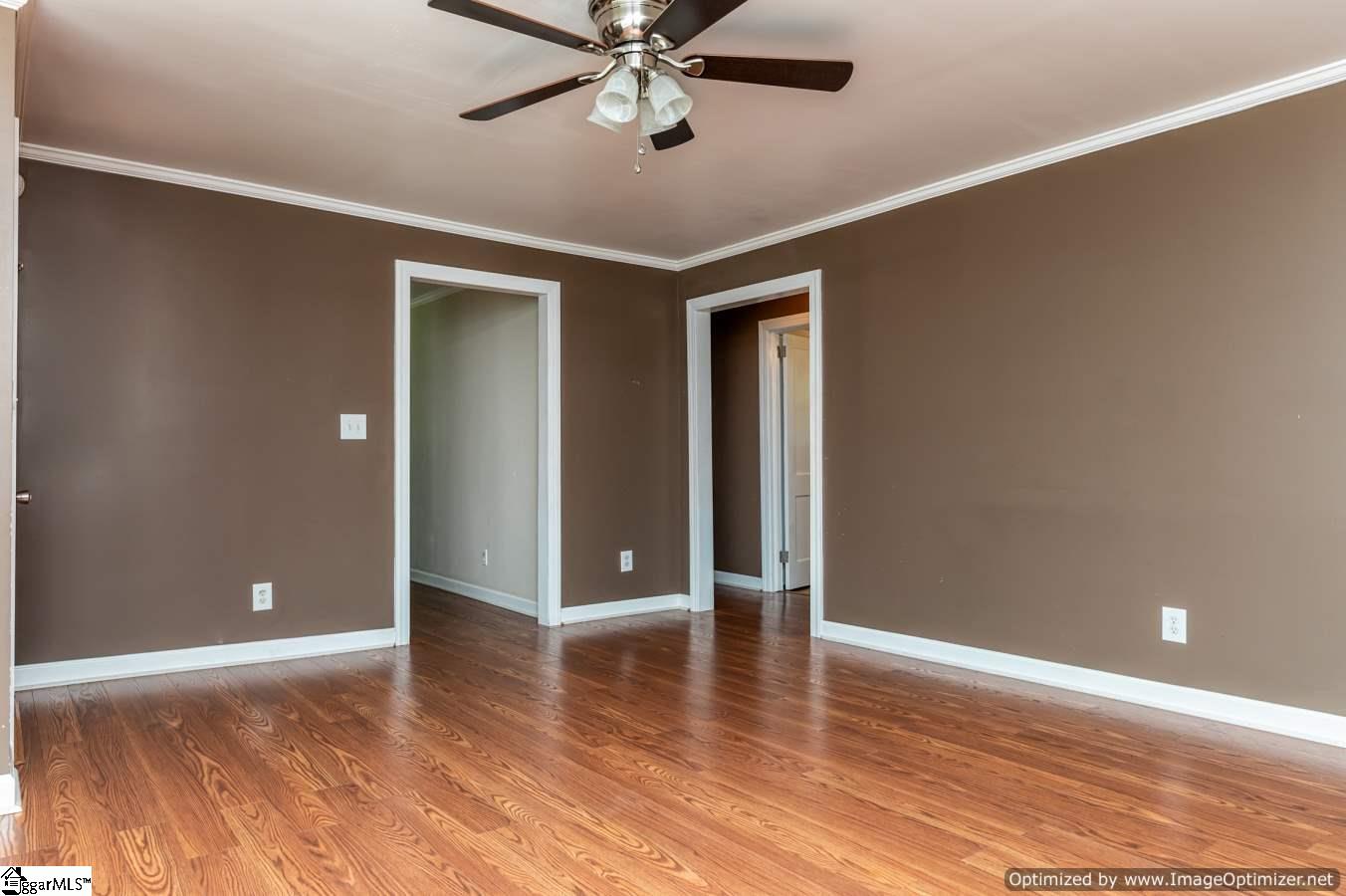 139 Oakview Farms Road Woodruff, SC 29388 - Photo 6 of 31