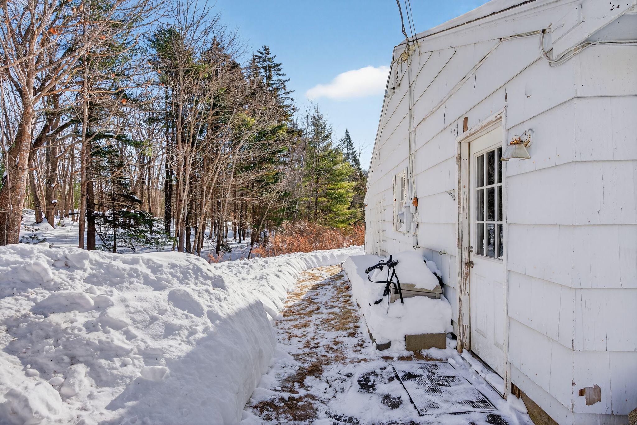 127 Wildes District Road Kennebunkport, ME 04046 - Photo 5 of 39 3_DSC02557