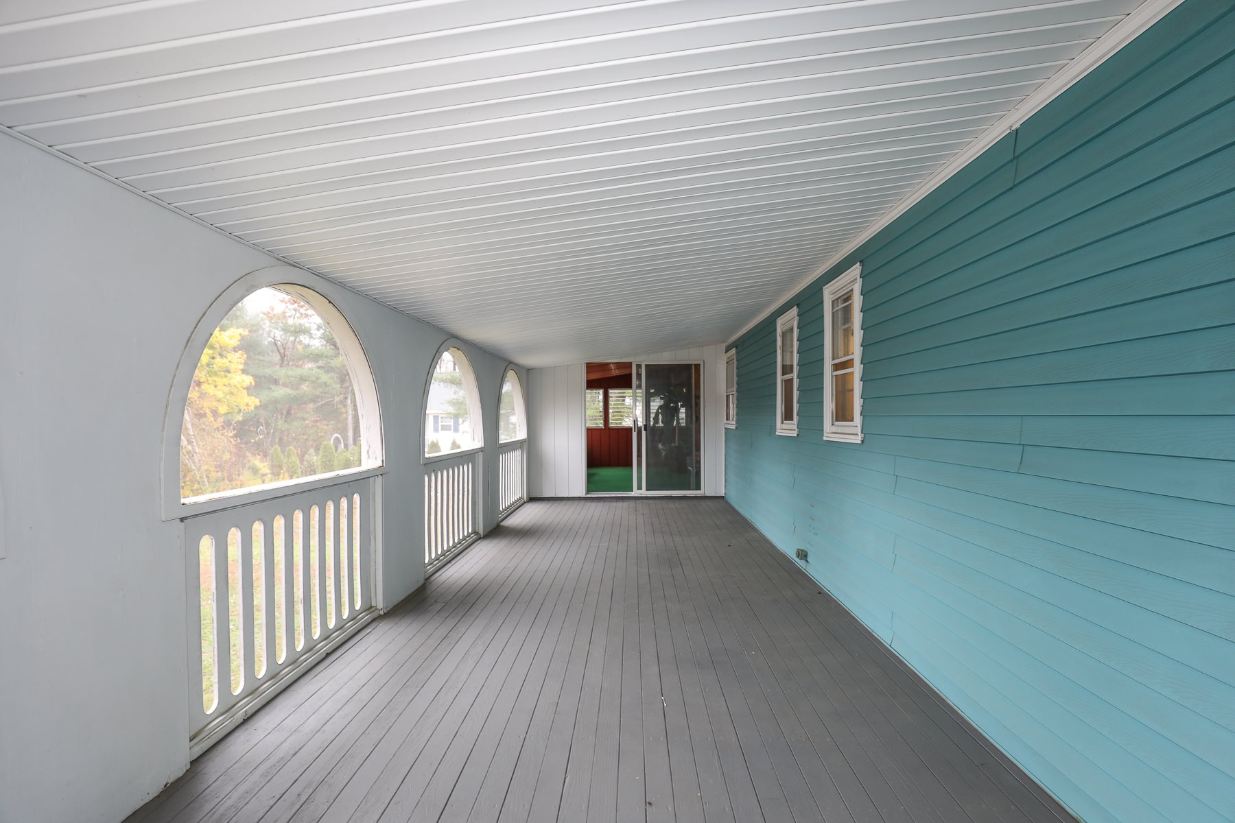 54 Pelham Road Salem, NH 03079 - Photo 22 of 34