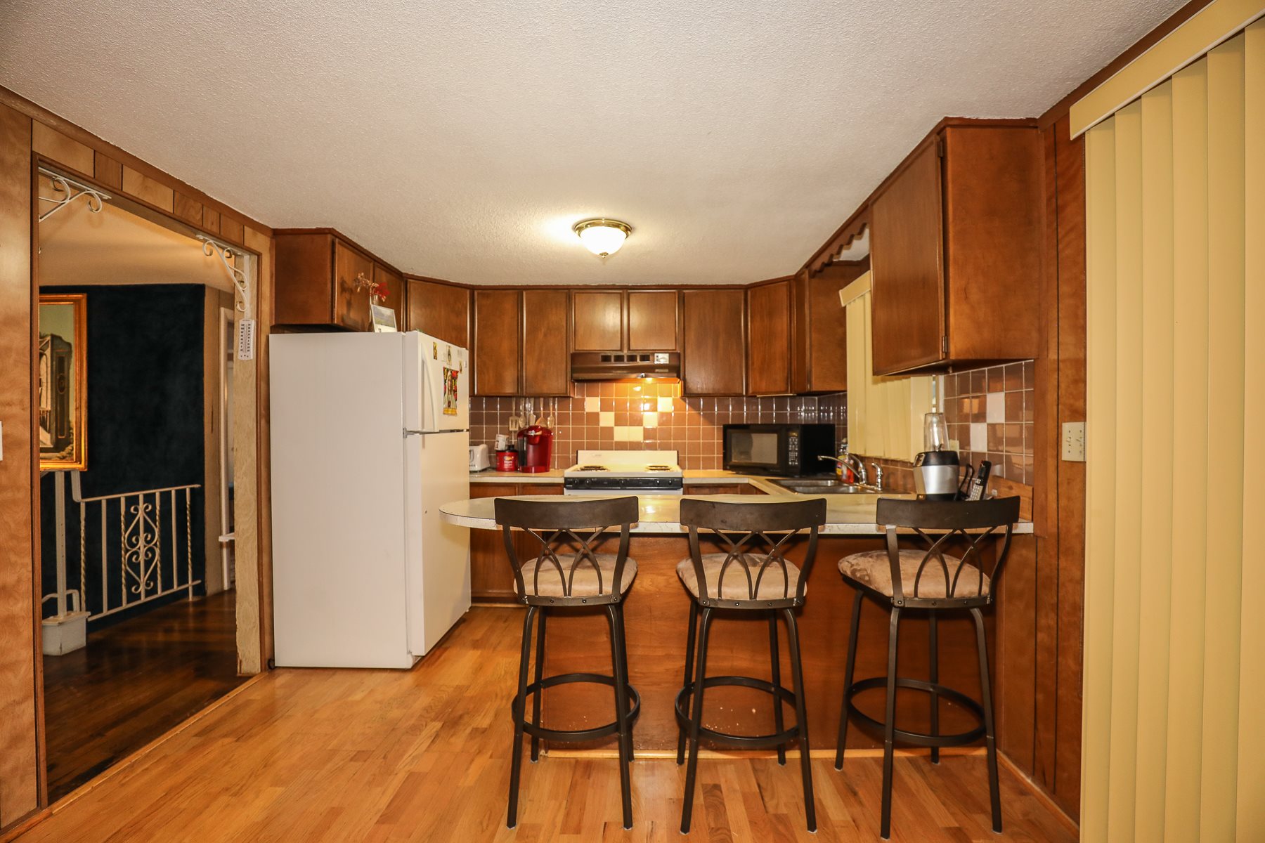 54 Pelham Road Salem, NH 03079 - Photo 7 of 34