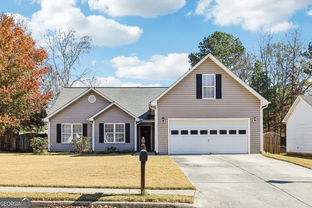 $350,000 | 2425 Fort Daniels Drive Northeast, Dacula, GA 30019