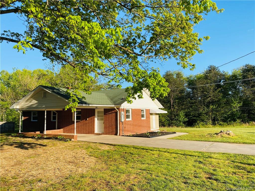 100 Whitley Road Morganton, NC 28655 - Photo 3 of 24 Gallery Image 3