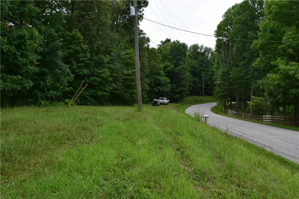 10000 Tunnelton Road Bedford, IN 47421 - Photo 8 of 10