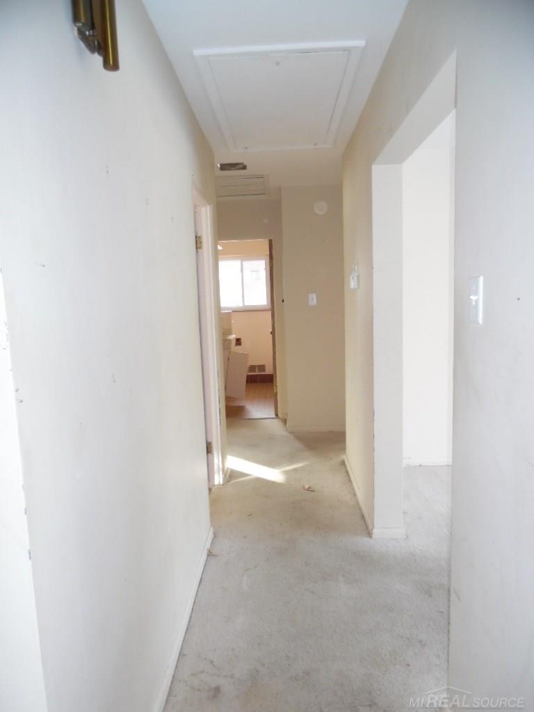 8165 Bernice Center Line, MI 48015 - Photo 6 of 28 Gallery Image 6