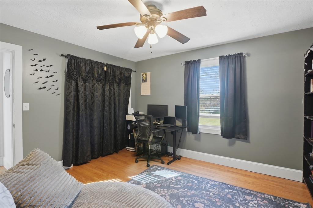 88 Clinton Road Sterling, MA 01564 - Photo 19 of 32