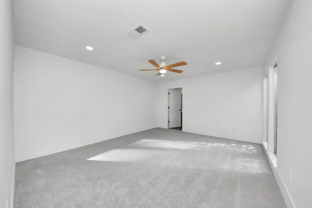 $399,000 | 13946 Dolphin Drive, Willis, TX 77318