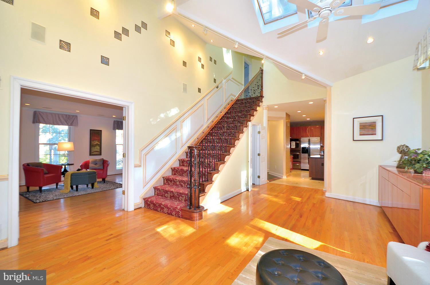 5107 Westport Road Chevy Chase, MD 20815 - Photo 13 of 30 Living Room