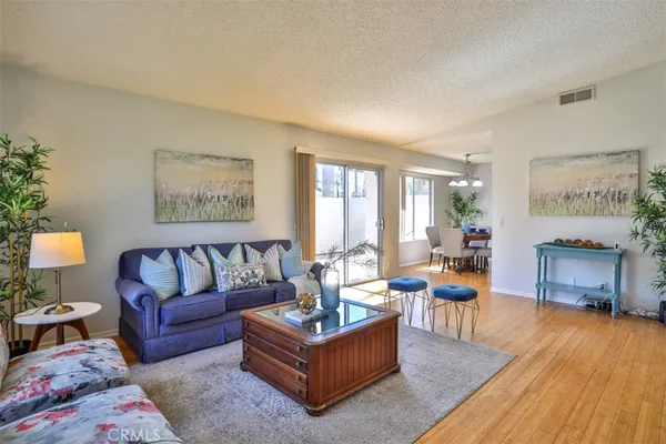 $625,000 | 820 East Silver Maple Drive, Azusa, CA 91702