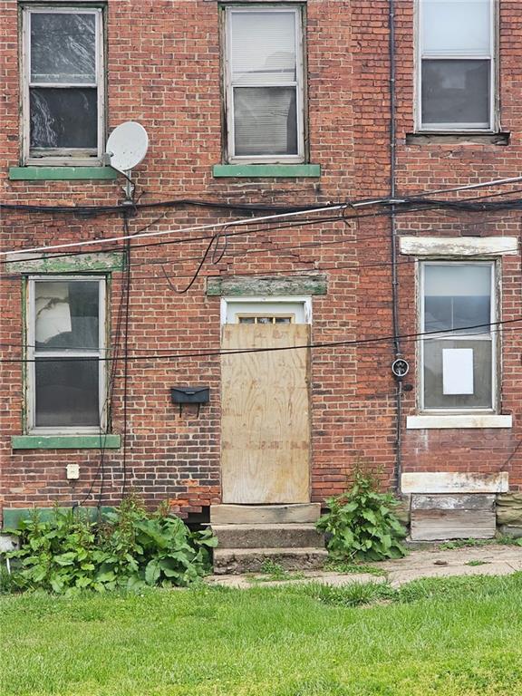 3 Davis Row Pittsburgh, PA 15212 - Photo 2 of 4 Gallery Image 2
