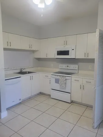 $2,500 | Bonaventure, Weston, FL 33326
