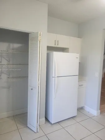 $2,500 | Bonaventure, Weston, FL 33326