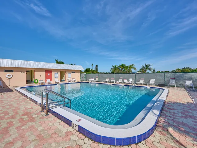 $225,000 | 7829 Southeast Eagle Avenue, Hobe Sound, FL 33455