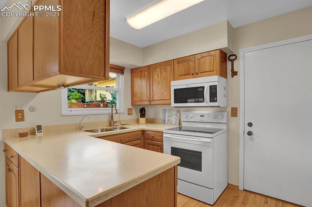 6910 Roaring Spring Terrace Fountain, CO 80817 - Photo 8 of 25