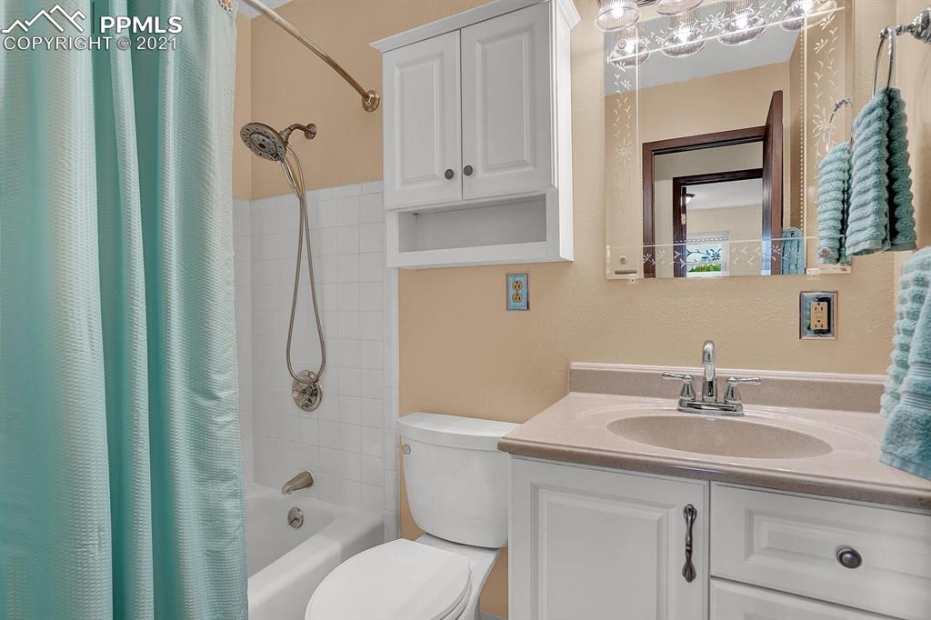 6910 Roaring Spring Terrace Fountain, CO 80817 - Photo 10 of 25
