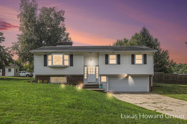 $424,000 | 6040 10 Mile Road Northeast, Rockford, MI 49341