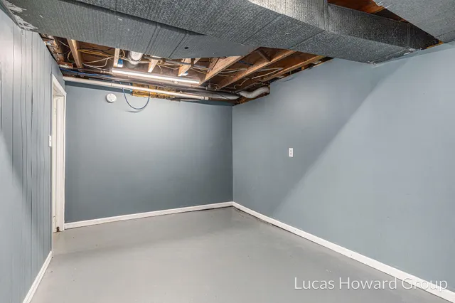 $424,000 | 6040 10 Mile Road Northeast, Rockford, MI 49341