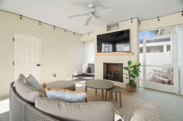 a garden view with a outdoor space