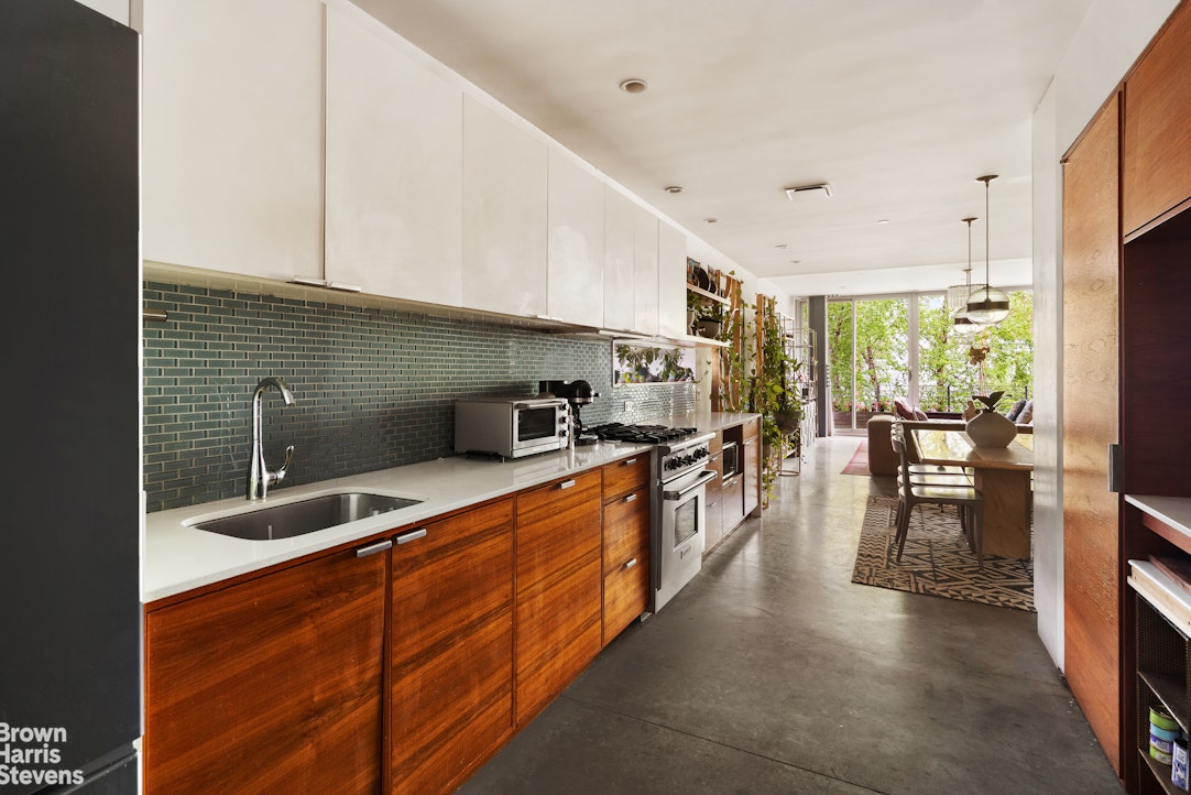 114 4th Place, Unit 2 Brooklyn, NY 11231 - Photo 4 of 12